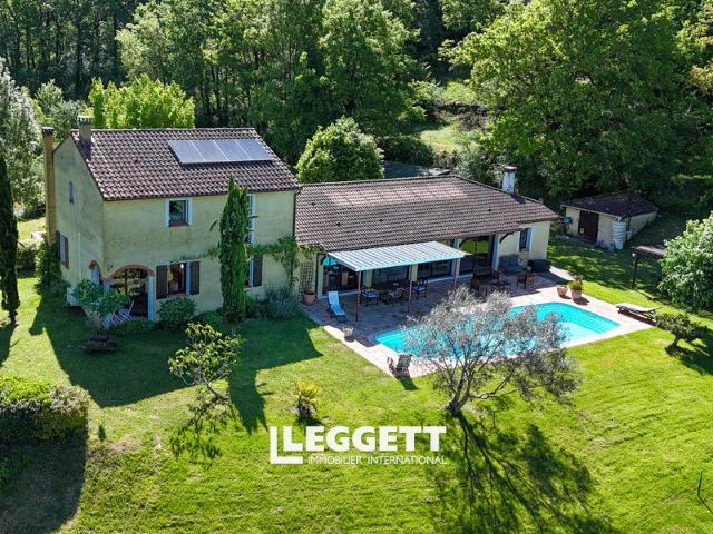 Maison 11 pièces 220 m²