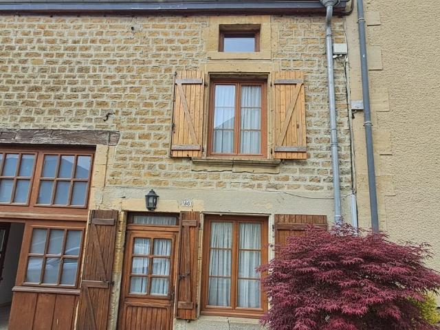 Maison 11 pièces 222 m²