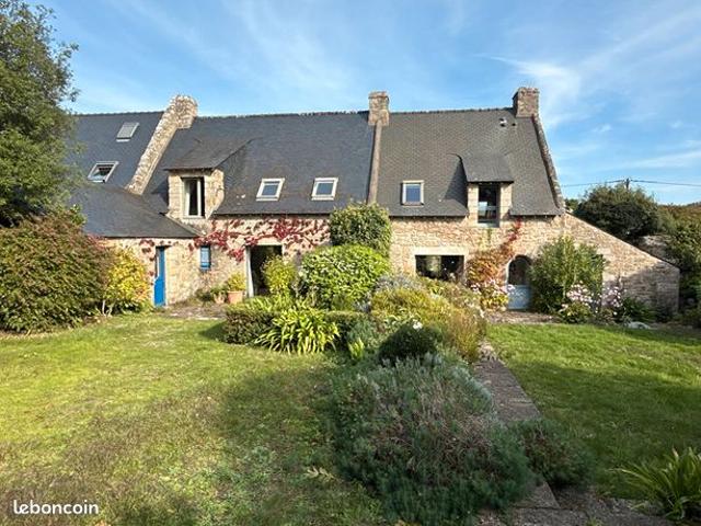 Maison 11 pièces 227 m²