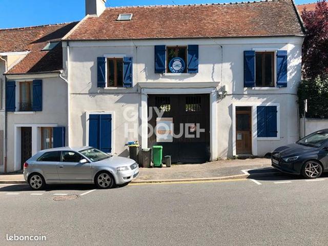 Maison 11 pièces 228 m²