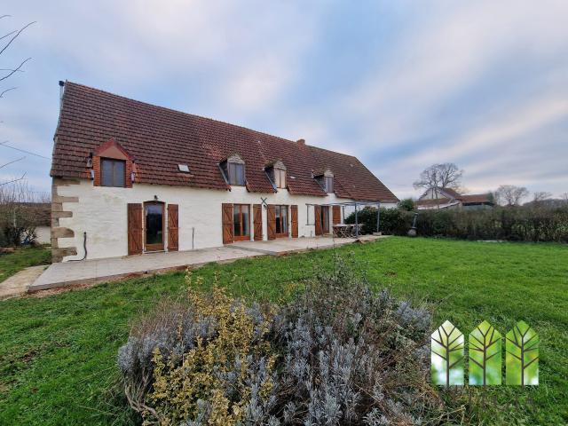 Maison 11 pièces 230 m²