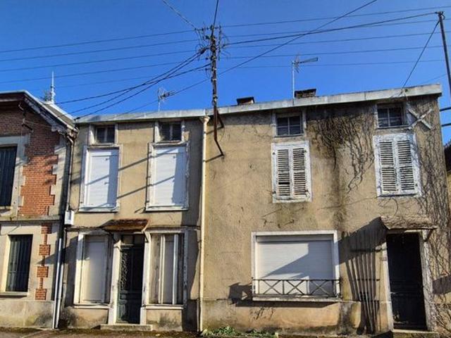Maison 11 pièces 230 m²
