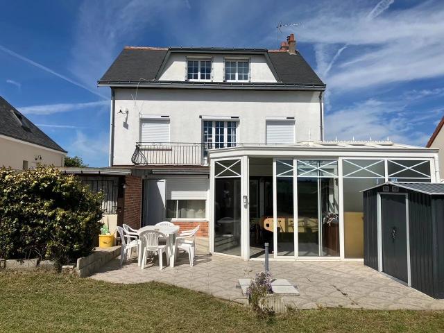 Maison 11 pièces 234 m²