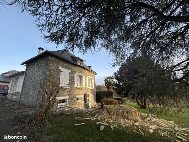 Maison 11 pièces 235 m²