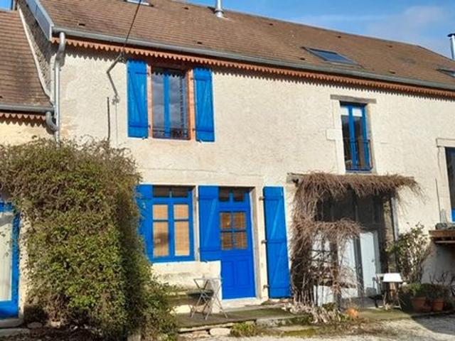 Maison 11 pièces 238 m²