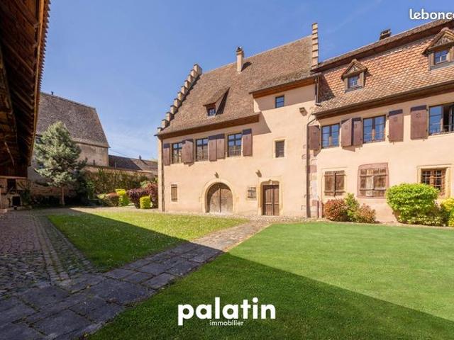 Maison 11 pièces 346 m²