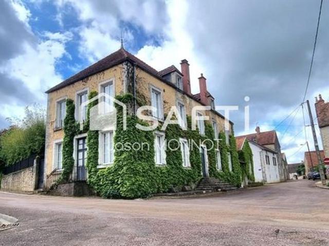 Maison 11 pièces 350 m²