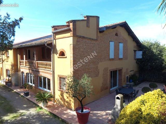 Maison 11 pièces 350 m²