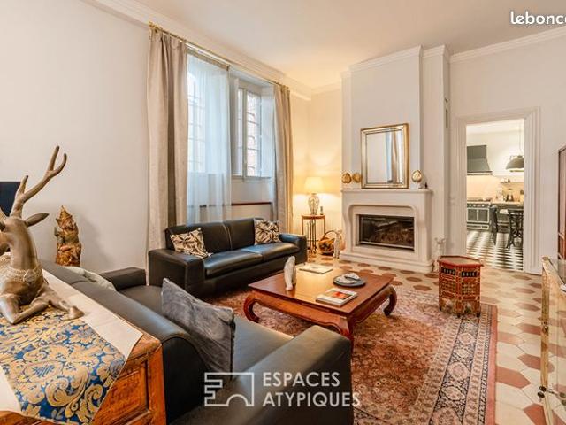 Maison 11 pièces 354 m²
