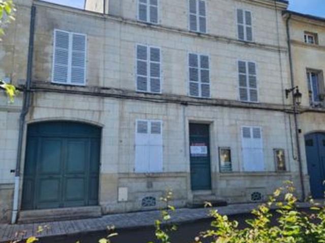 Maison 11 pièces 354 m²