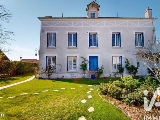 Maison 11 pièces 380 m²