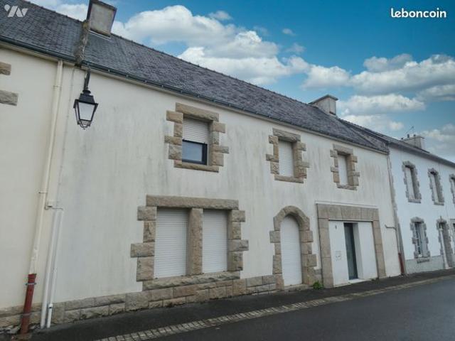 Maison 11 pièces 300 m²