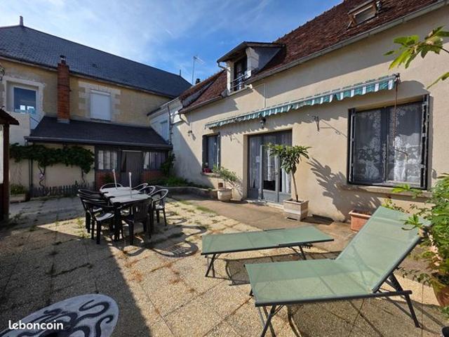 Maison 11 pièces 307 m²