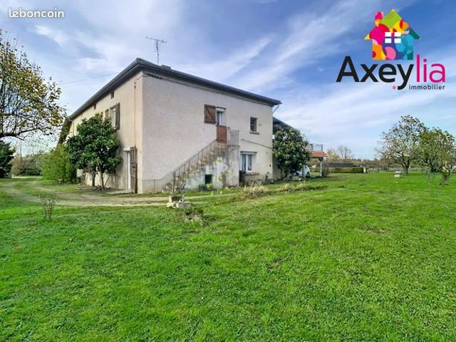 Maison 11 pièces 304 m²