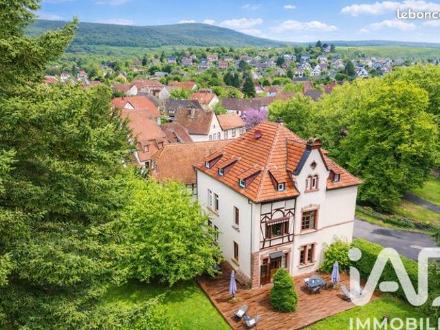 Maison 11 pièces 306 m²