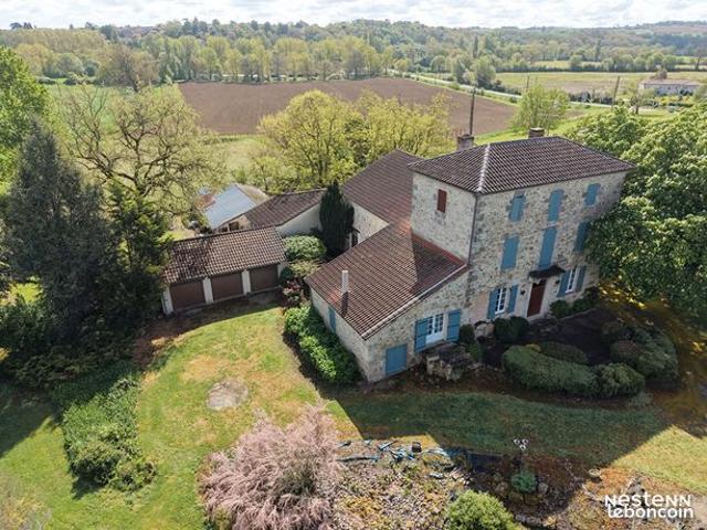 Maison 11 pièces 310 m²