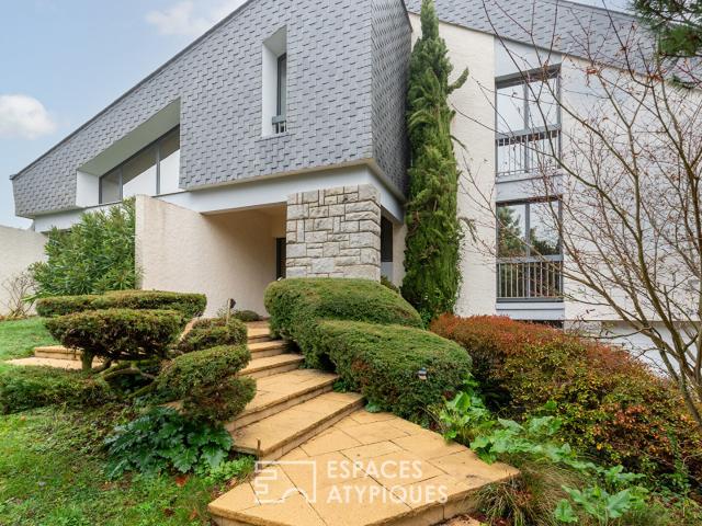 Maison 11 pièces 320 m²