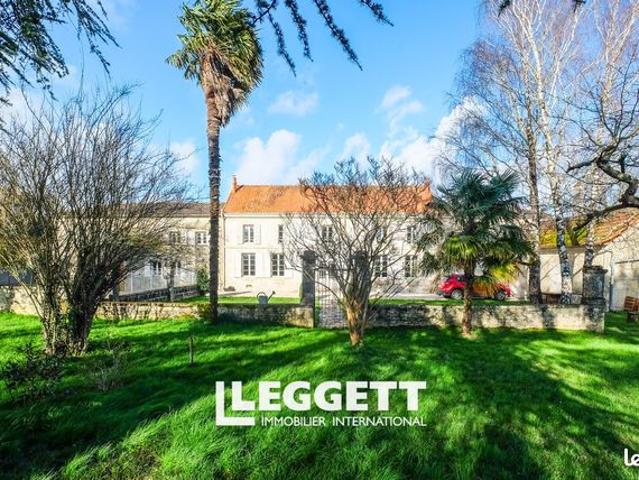 Maison 11 pièces 320 m²