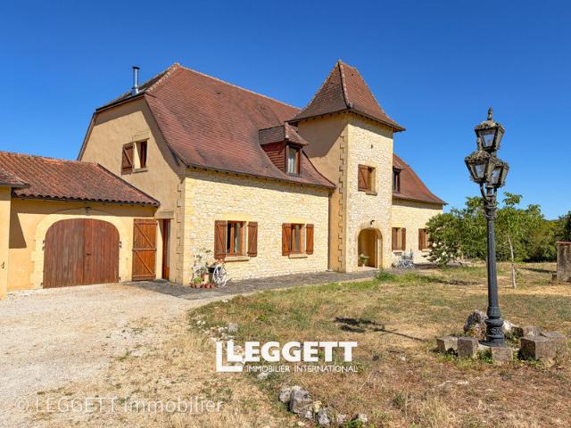 Maison 11 pièces 320 m²