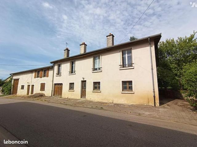 Maison 11 pièces 325 m²