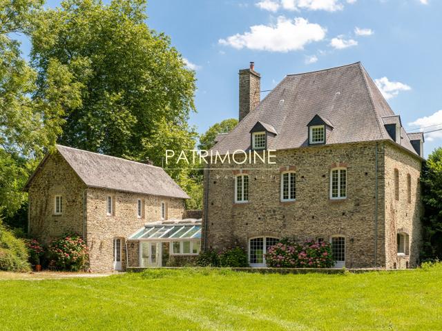 Maison 11 pièces 330 m²