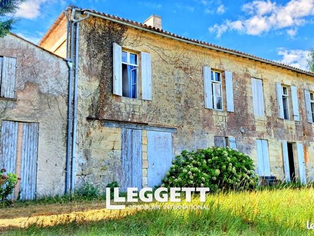 Maison 11 pièces 330 m²