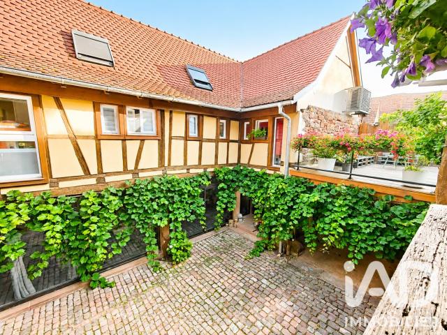 Maison 11 pièces 334 m²