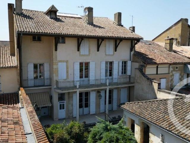Maison 11 pièces 336 m²
