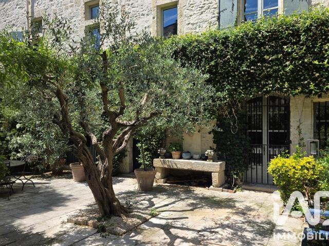Maison 11 pièces 447 m²