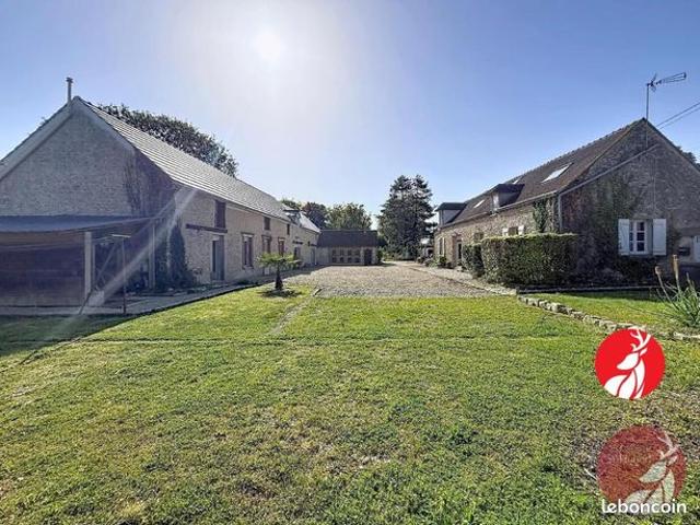 Maison 11 pièces 450 m²