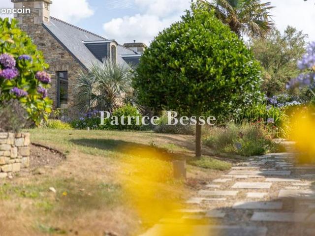 Maison 11 pièces 450 m²