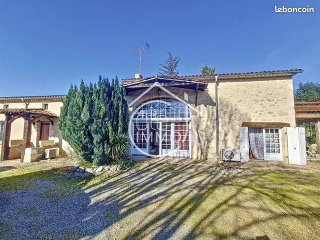 Maison 11 pièces 450 m²