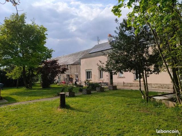 Maison 11 pièces 477 m²