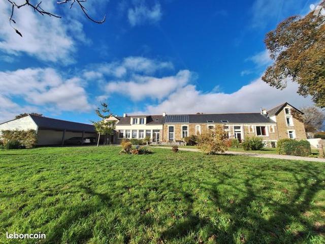 Maison 7 pièces 408 m²