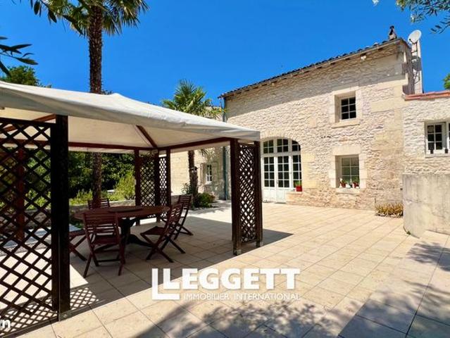 Maison 11 pièces 413 m²