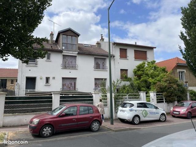 Maison 11 pièces 420 m²