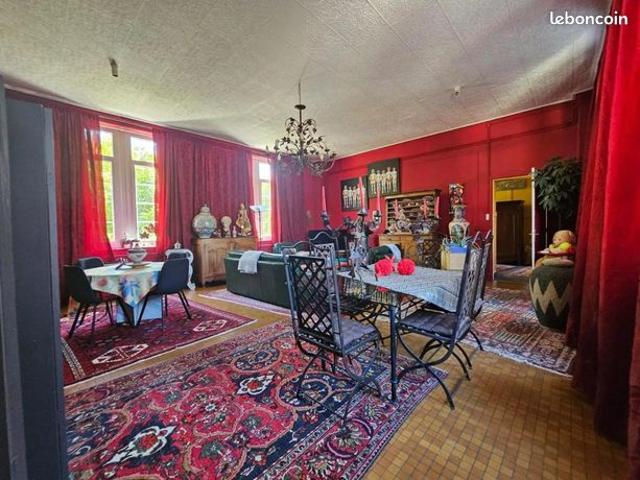 Maison 11 pièces 420 m²