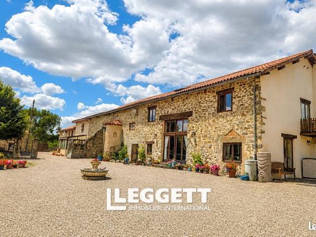 Maison 11 pièces 420 m²