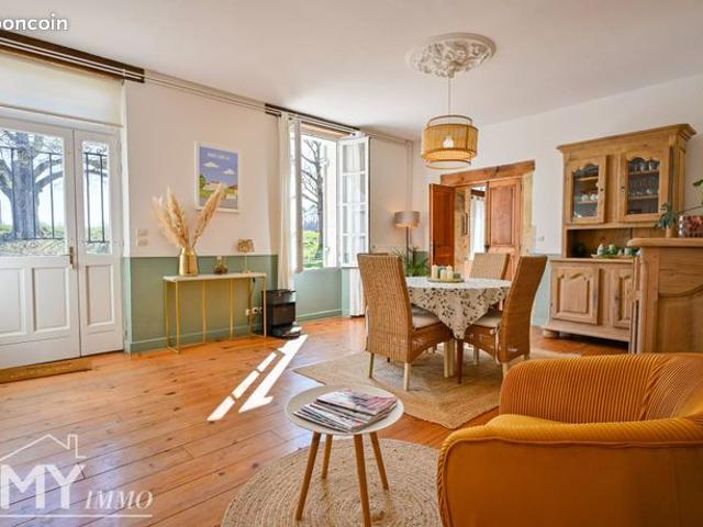 Maison 11 pièces 424 m²
