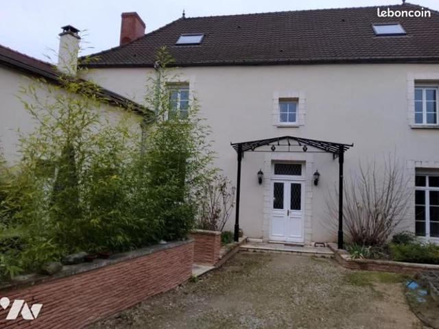 Maison 11 pièces 430 m²