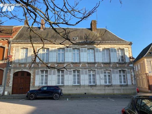 Maison 11 pièces 437 m²