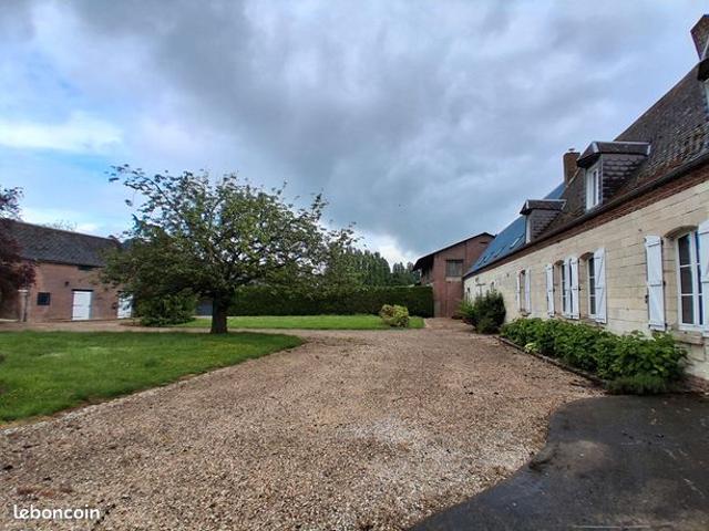 Maison 11 pièces 435 m²