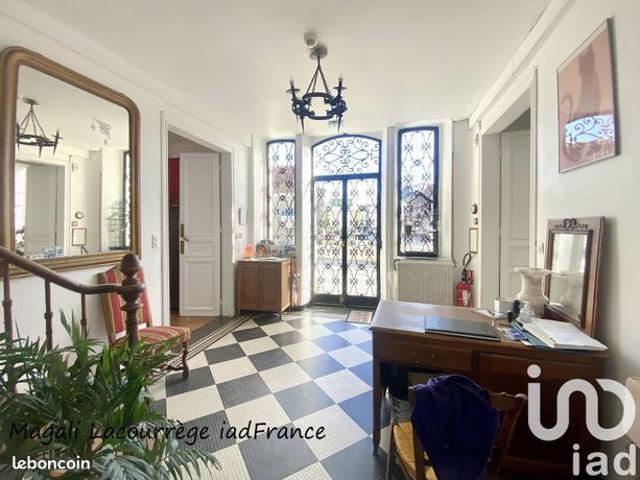 Maison 11 pièces 550 m²