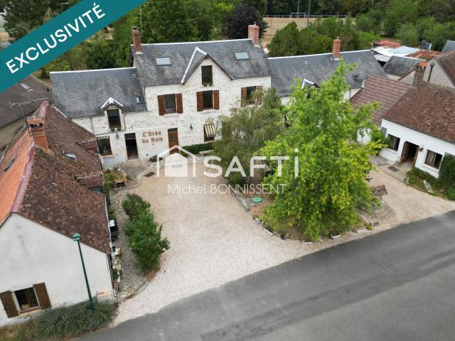 Maison 11 pièces 566 m²