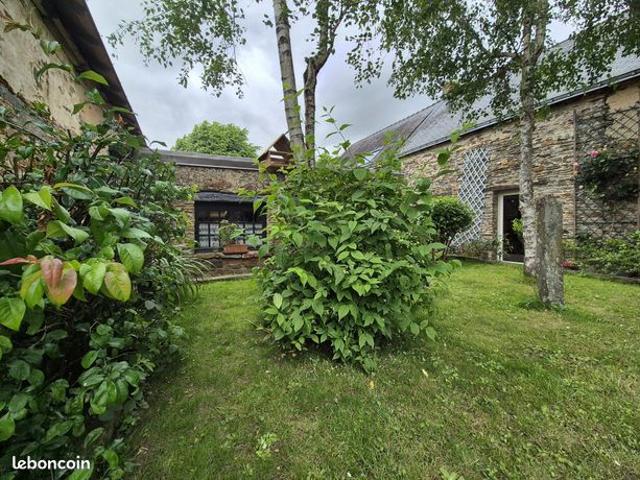 Maison 11 pièces 530 m²