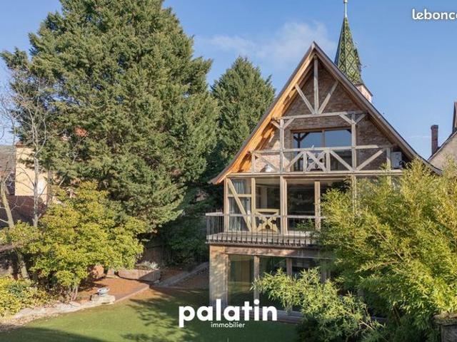 Maison 11 pièces 650 m²
