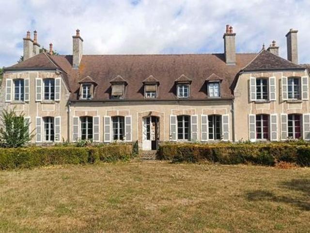 Maison 11 pièces 600 m²