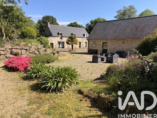 Maison 11 pièces 605 m²