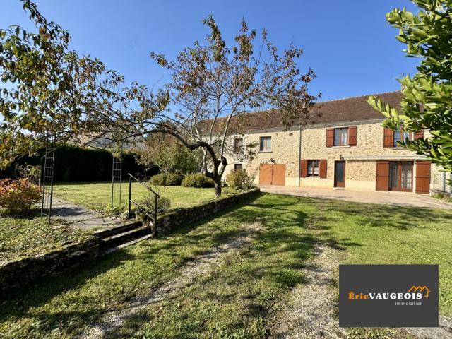 Maison 124m2 Terrain 2100 m2 à Doue 77510