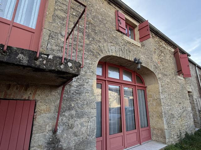 Maison 125m2 trois chambre + mezzanine jardin et dépenda